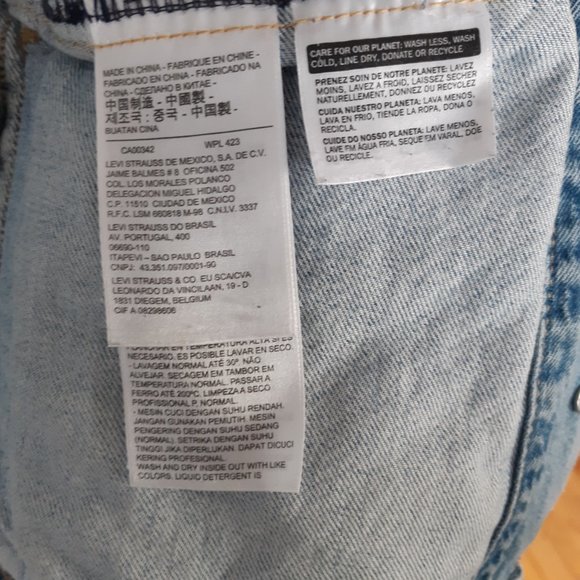 Levi's jean jacket - Picture 6 of 6